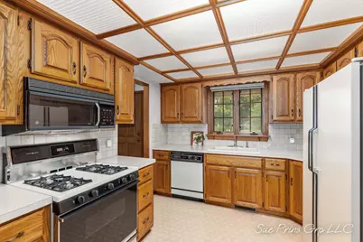 3345 40th Street SW, Grandville, MI 49418 - Photo 5