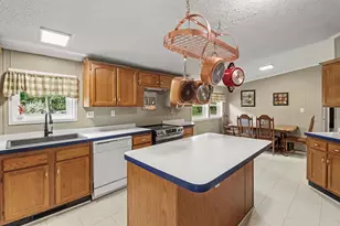 10040 Austin Rd, Jackson, MI 49201 - Photo 9