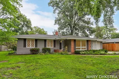 409 W Lakewood Boulevard, Holland, MI 49424 - Photo 1