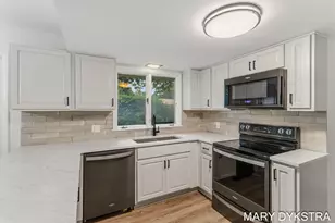 409 W Lakewood Blvd, Holland, MI 49424 - Photo 21