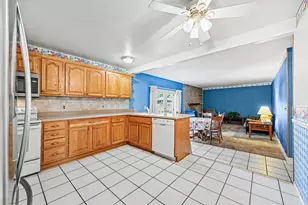 14345 Knolson St, Livonia, MI 48154 - Photo 7