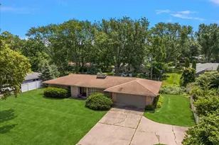 838 S Shore Dr, Holland, MI 49423 - Photo 1