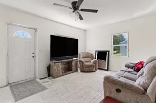 340 E Main St, Hudson, MI 49247 - Photo 5