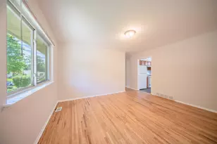 222 Kirk Ave, Ypsilanti, MI 48197 - Photo 7