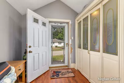 1410 Walnut Street NE, Grand Rapids, MI 49503 - Photo 3