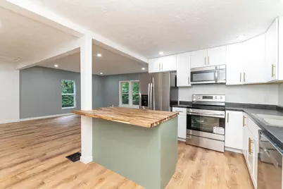 7400 N Riverview Drive, Kalamazoo, MI 49004 - Photo 7
