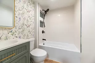 7400 N Riverview Dr, Kalamazoo, MI 49004 - Photo 13