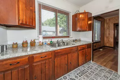 938 Parkwood Avenue, Ypsilanti, MI 48198 - Photo 11