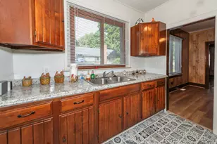 938 Parkwood Ave, Ypsilanti, MI 48198 - Photo 11