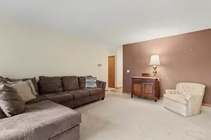 4377 Redbush Dr SW, Grandville, MI 49418 - Photo 9