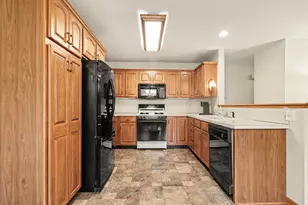 4377 Redbush Dr SW, Grandville, MI 49418 - Photo 5