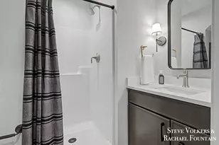 984 Glenwood Ct SE, Grand Rapids, MI 49546 - Photo 33