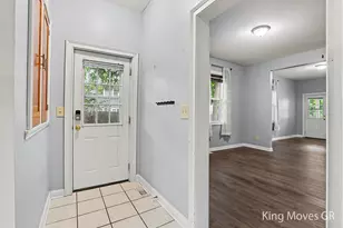 621 Davis Ave NW, Grand Rapids, MI 49504 - Photo 19
