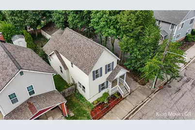 621 Davis Avenue NW, Grand Rapids, MI 49504 - Photo 27