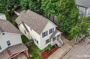 621 Davis Ave NW, Grand Rapids, MI 49504 - Photo 27