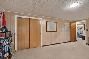 611 Charleston Rd, Lansing, MI 48917 - Photo 31