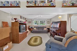 611 Charleston Rd, Lansing, MI 48917 - Photo 25