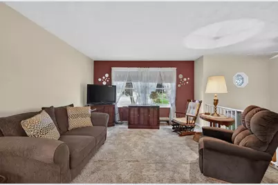 611 Charleston Road, Lansing, MI 48917 - Photo 5