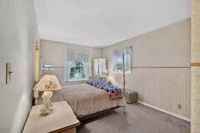 611 Charleston Road, Lansing, MI 48917 - Photo 17