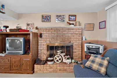 611 Charleston Road, Lansing, MI 48917 - Photo 29