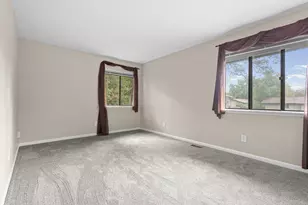 3844 Greenleaf Cir, Kalamazoo, MI 49008 - Photo 15