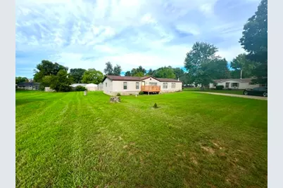 6596 Middleton Drive, Greenville, MI 48838 - Photo 3