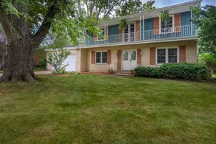 1885 Acorn Dr, Saint Joseph, MI 49085 - Photo 1