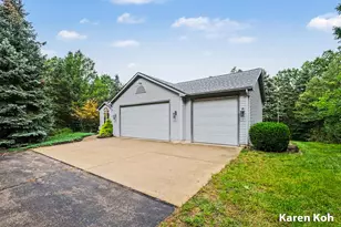 7079 Herrington Ave NE, Belmont, MI 49306 - Photo 7