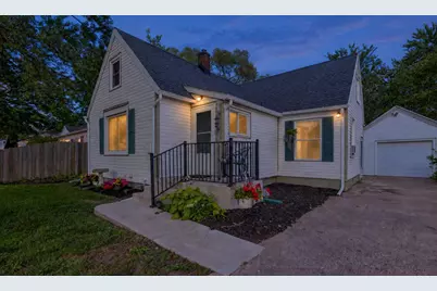 2920 Charlesgate Avenue SW, Wyoming, MI 49509 - Photo 3