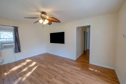 2920 Charlesgate Avenue SW, Wyoming, MI 49509 - Photo 7