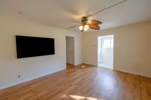 2920 Charlesgate Ave SW, Wyoming, MI 49509 - Photo 5