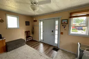 162 Harrison St, Manistee, MI 49660 - Photo 3