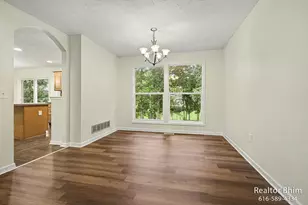 3689 Maple Hurst Dr SE, Kentwood, MI 49512 - Photo 25