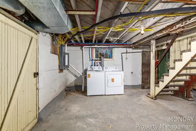 531 W Webster Avenue, Muskegon, MI 49440 - Photo 13