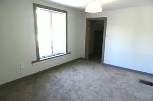 1097 Pearl St, Benton Harbor, MI 49022 - Photo 15