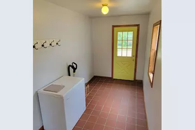 8 E Barton Street, Newaygo, MI 49337 - Photo 25