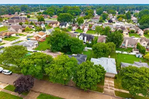 1810 Briarwood Dr, Madison Heights, MI 48071 - Photo 51