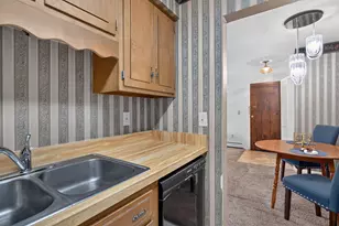 806 W Michigan Ave, Jackson, MI 49202 - Photo 9