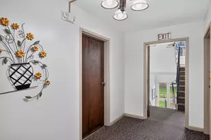 806 W Michigan Ave, Jackson, MI 49202 - Photo 5