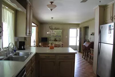 1416 Larrys Drive, Jackson, MI 49203 - Photo 5