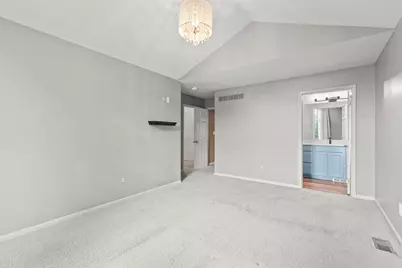 7403 Pine Creek Trail, Waterford, MI 48327 - Photo 15