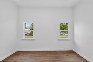 701 N Hemlock St, Evart, MI 49631 - Photo 21