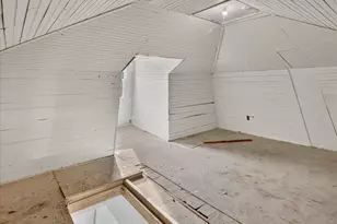 701 N Hemlock St, Evart, MI 49631 - Photo 25