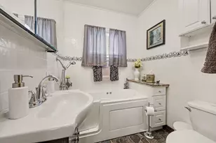 182 W Mansion Street W, Jackson, MI 49203 - Photo 17