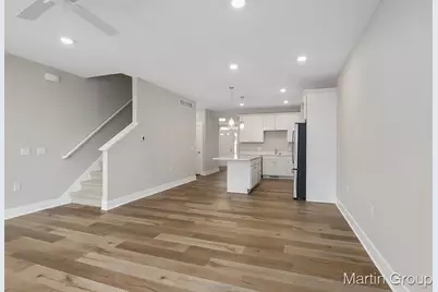 2242 Watertown Way NE, Grand Rapids, MI 49505 - Photo 9