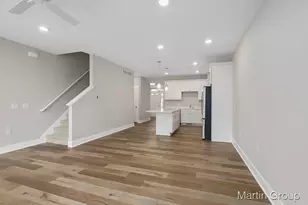 2242 Watertown Way NE, Grand Rapids, MI 49505 - Photo 9