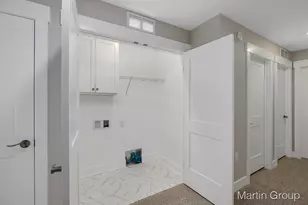2242 Watertown Way NE, Grand Rapids, MI 49505 - Photo 21