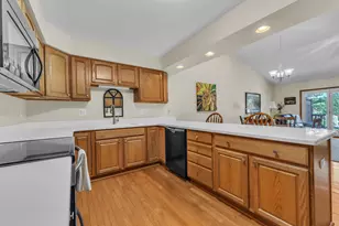 463 Cottonwood Ln, Saline, MI 48176 - Photo 21