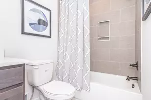 2781 Bristol Rdg Dr, Ann Arbor, MI 48105 - Photo 13