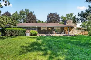 50295 St Joseph St, Paw Paw, MI 49079 - Photo 5